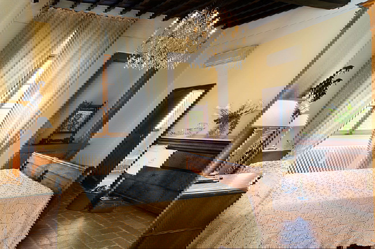 Country styled decor at Palazzo Malaspina