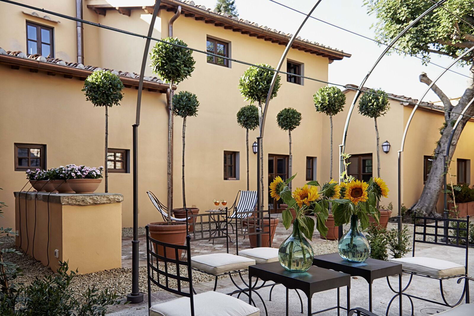 Courtyard gardens of B&B Villa Medicea di Lilliano near Florence Italy