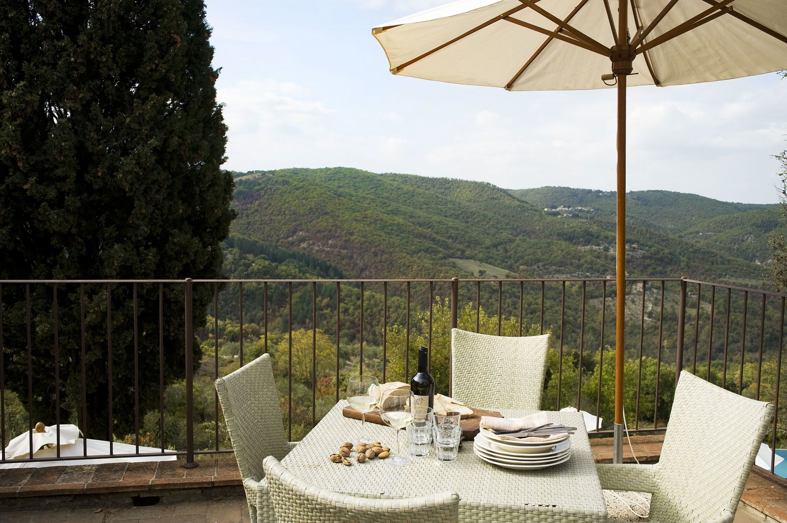 Romantic vista from Pietrafitta Relais